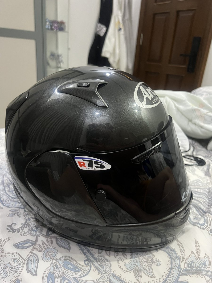 berllynn_7's tweet image. WTS Helm Arai Astro Iq (sizeM)
detail dm aja
kelengkapan helm only
4jt ajah (nego boleh)
#jualhelm
#helmsecond