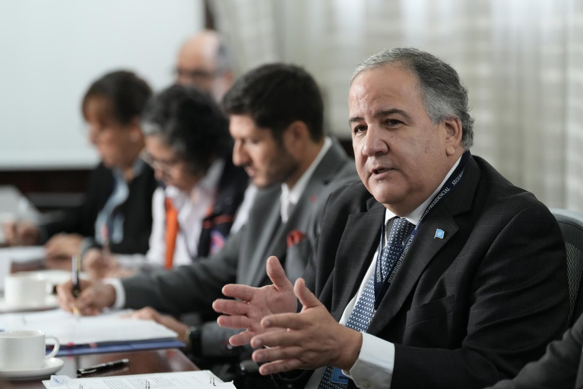 La inversión en prevención y respuesta ante desastres naturales es fundamental para evitar pérdidas materiales y humanas. Junto a Kamal Kishore, Representante Especial de la ONU para la Reducción del Riesgo de Desastres, y con @CONRED, trabajamos en la obtención de recursos y