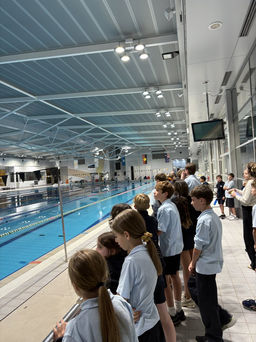 mosmanpublic's tweet photo. Had a great time at the AIS! #bus2 #mosmanpublic https://t.co/DMvhFHN2BX