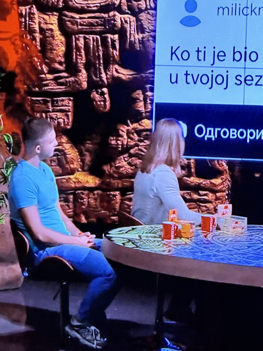 BecanovicA's tweet photo. Ko je ova gospodjetina sa desne strane?!? #SurvivorSrbija #survivorcroatia #SurvivorHrvatska https://t.co/FxCPbh92Jb
