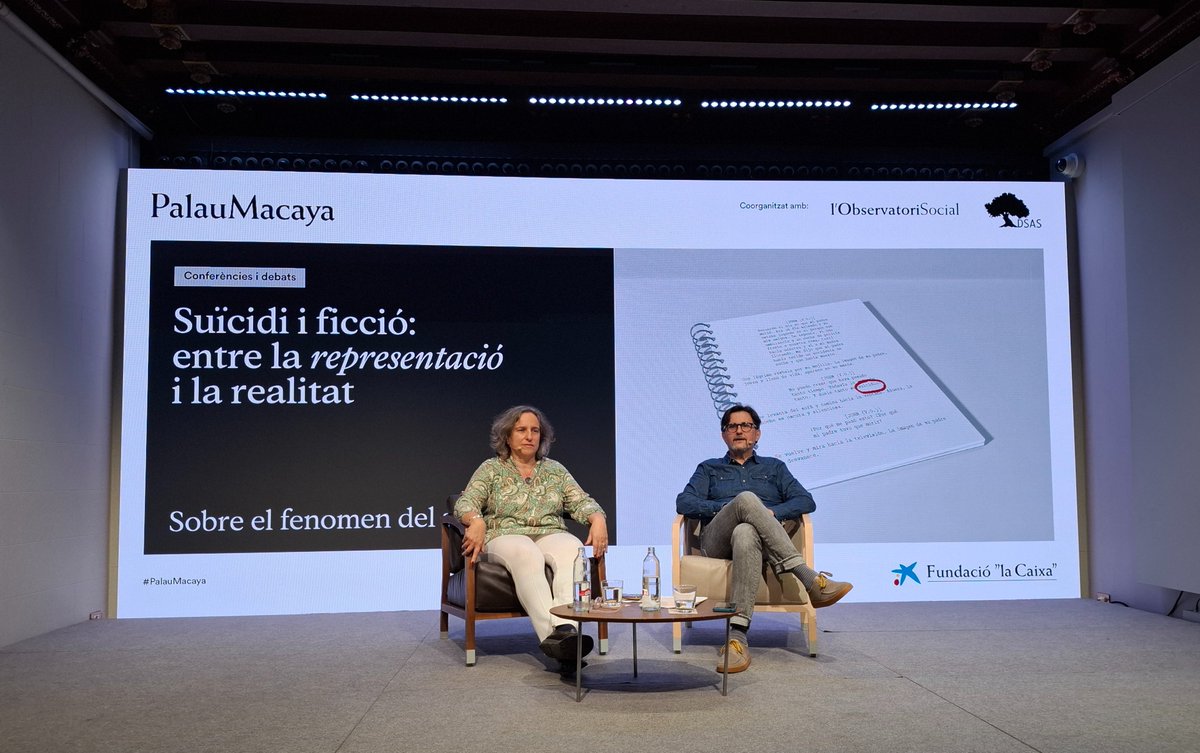 MartaFdezJurjo's tweet photo. "Suïcidi i ficció: entre la representació i la realitat" amb Carles Alastuey Sagarra, psicopedagog i portaveu de Després del Suïcidi-Associació de Supervivents (DSAS) i Begoña Elizalde, psicòloga experta en dols i pèrdues. Coorganitza l'Observatori Social i #DSAS al #PalauMacaya. https://t.co/avTCvCb8yp