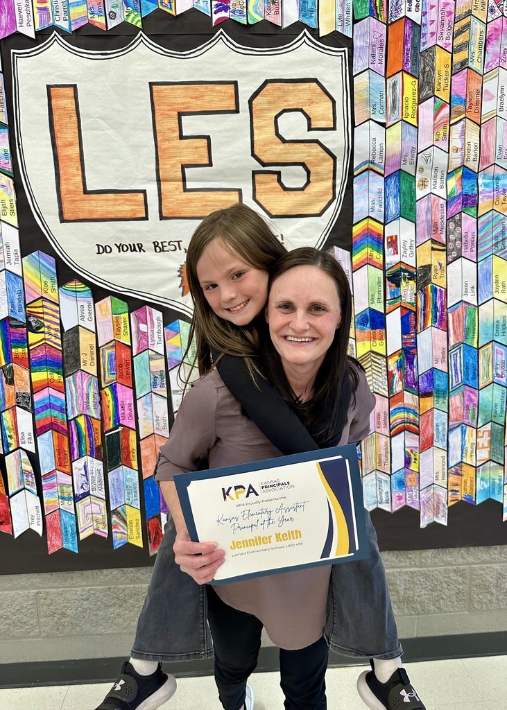Mrs. Jennifer Keith has been named the Kansas Elementary Assistant Principal of the Year by the Kansas Principals Association! Congratulations, Mrs. Keith! We couldn’t be prouder! 🧡🖤 #larnedpride #lesfamily
