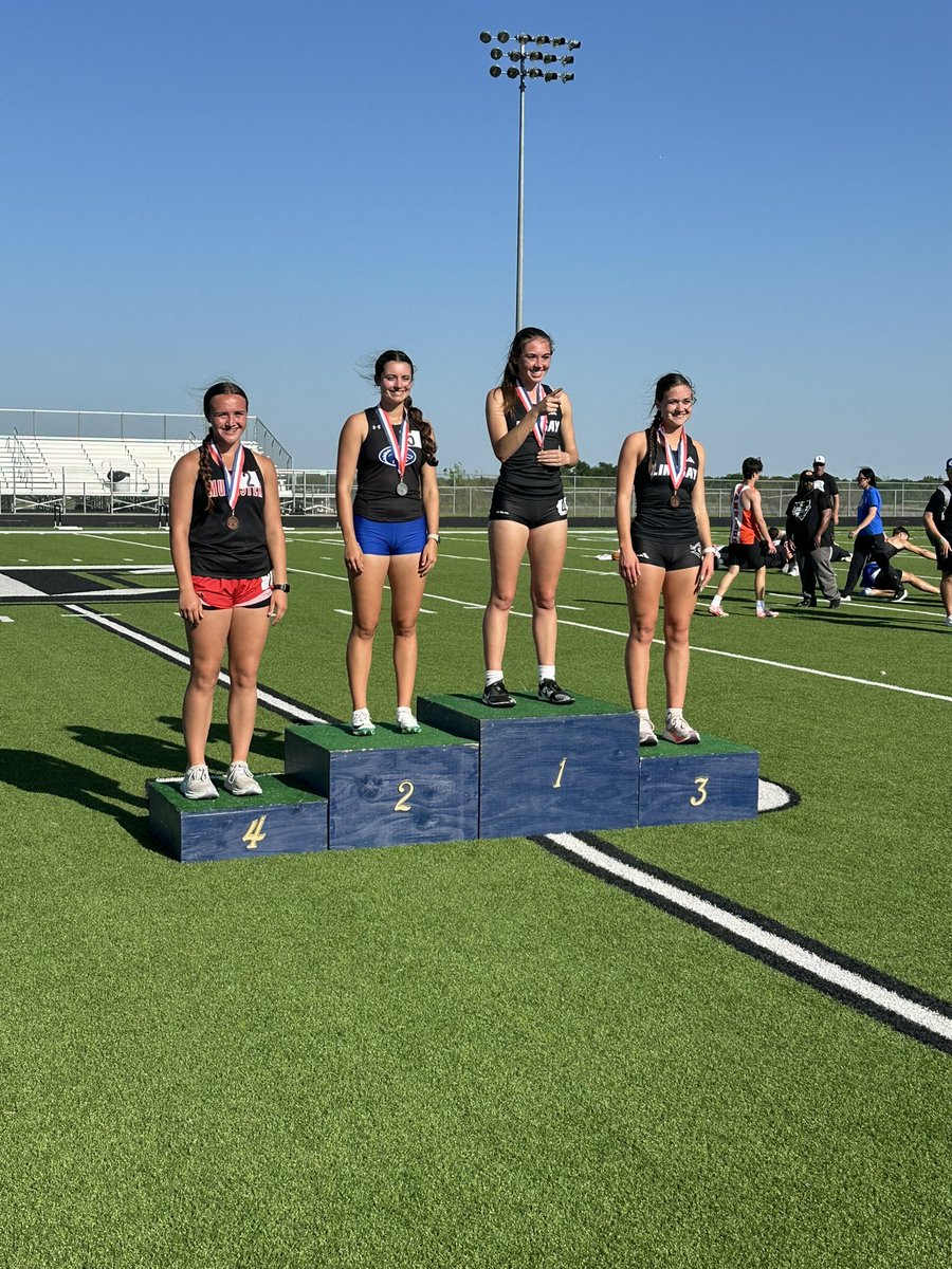 Tioga area track 800m run