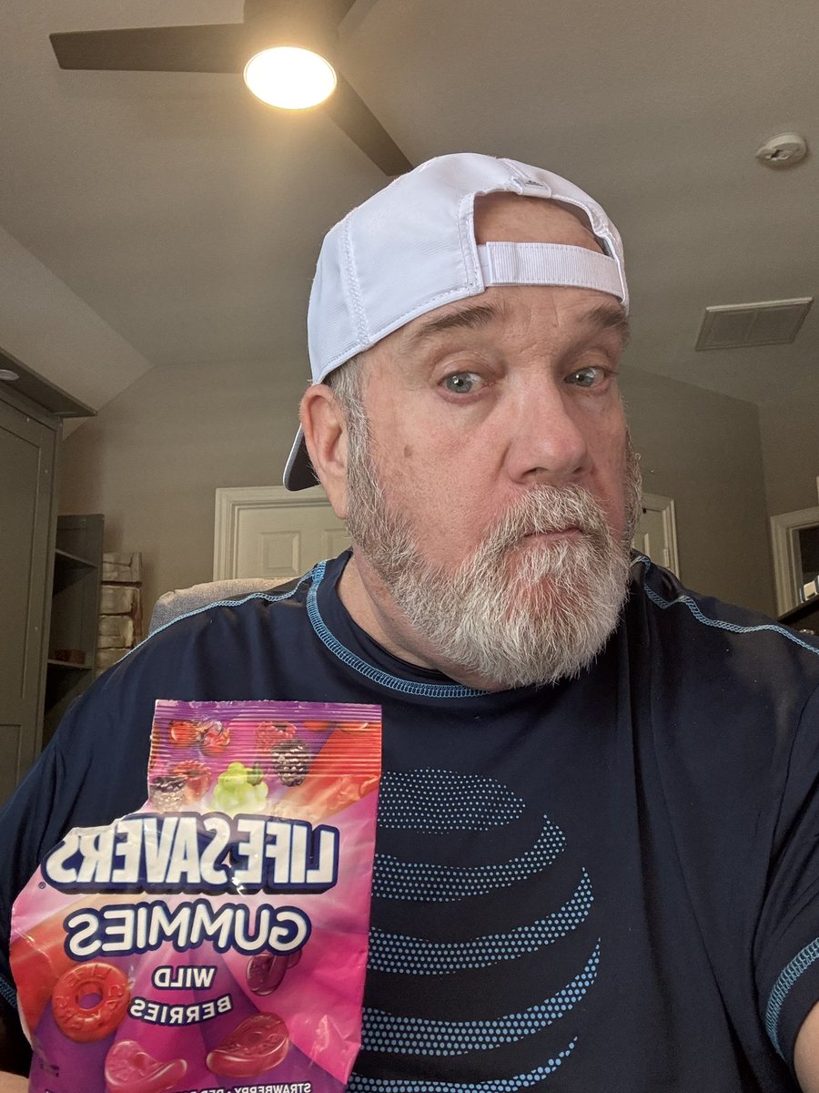 Anybody wanna share a little treat? Cuz if no I’ll prolly eat em all -