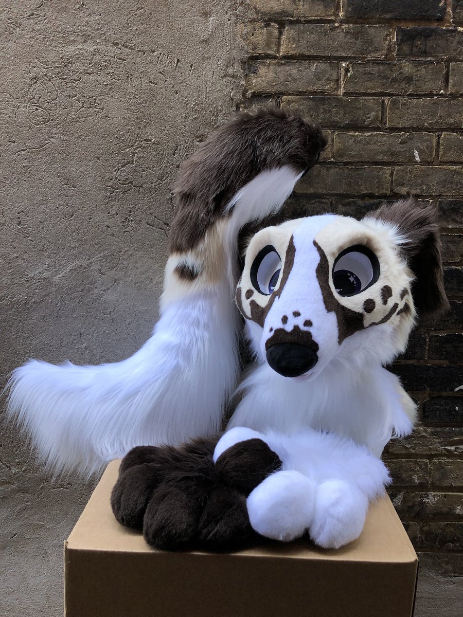 Emergency client needed‼️‼️

In a tight spot! So I’m offering a FLAT RATE head slot! Asking 3️⃣0️⃣0️⃣0️⃣UẞD

TOS: 
I must have the fabrics on hand! So DM me your refs and see if you qualify!