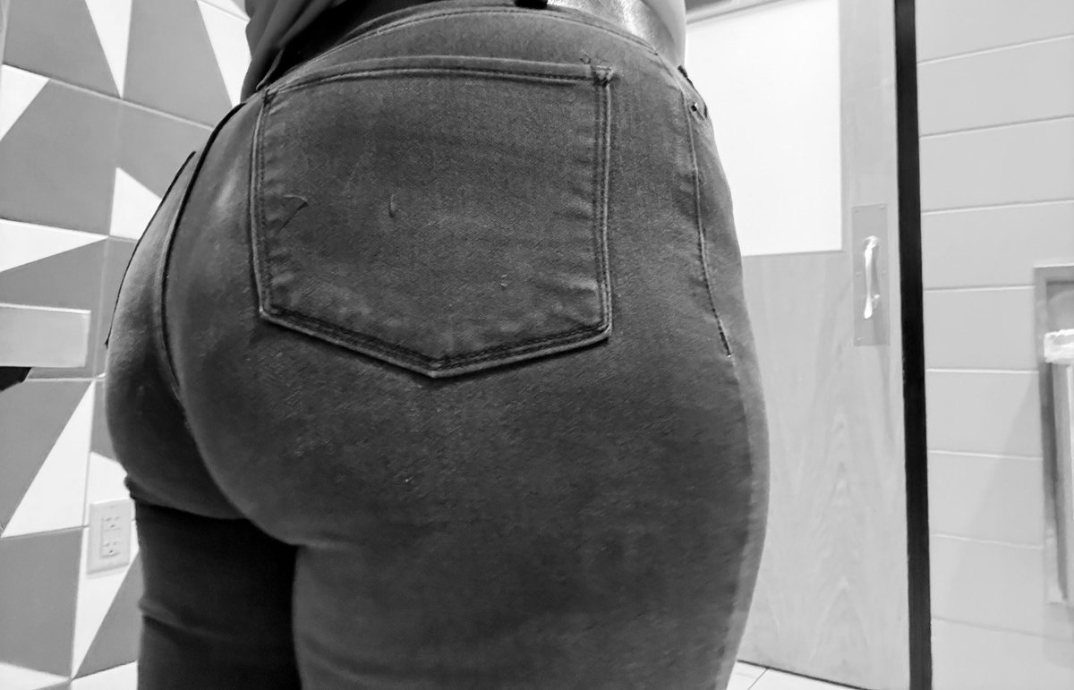 Mercede96822648's tweet photo. my ass would squish your d***

Findom paypigs humanatm drain goddess wellet cashcow relapse mommy subs ass https://t.co/qV50rkAP45