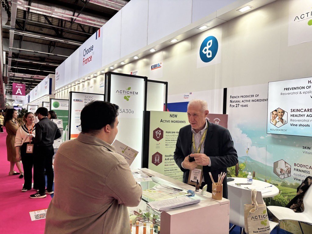 BFrance_Japan's tweet image. #incosGlobal 化粧品原料の世界最大級の展示会イン・コスメティクス・グローバル 本日4/10最終日🇫🇷 @businessfrance が出展するフランスパビリオンでは連日多くのお客様で賑わっています✨ #Incosmetics