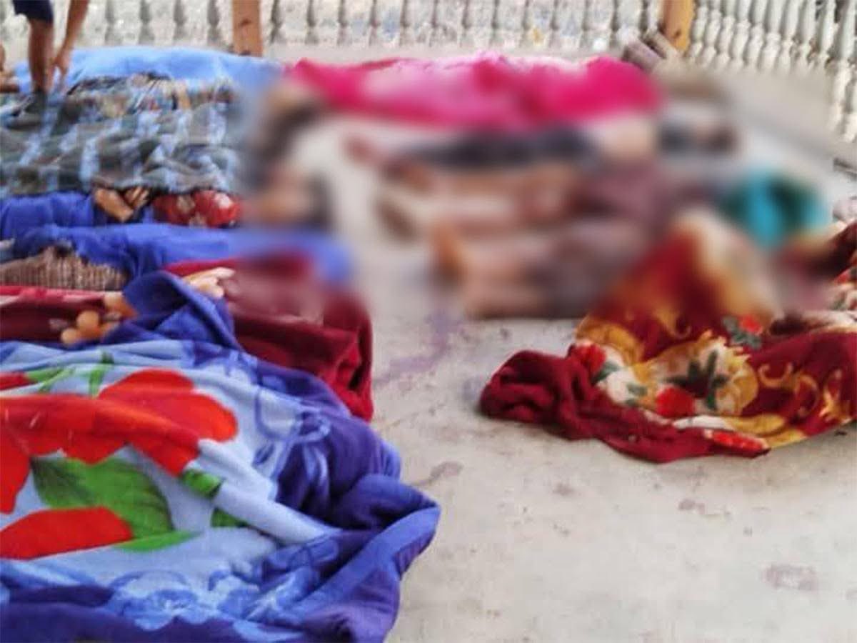 AvrilMmz's tweet photo. >20 civilians, incl children, were killed as the Myanmar military launched two airstrikes on Nam Kham Village, Wuntho today.
People struggled from the recent earthquake, the Military Junta attacking them instead of offering safety.
#WhatsHappeningInMyanmar #WarCrimes https://t.co/iJnnCqIaMQ