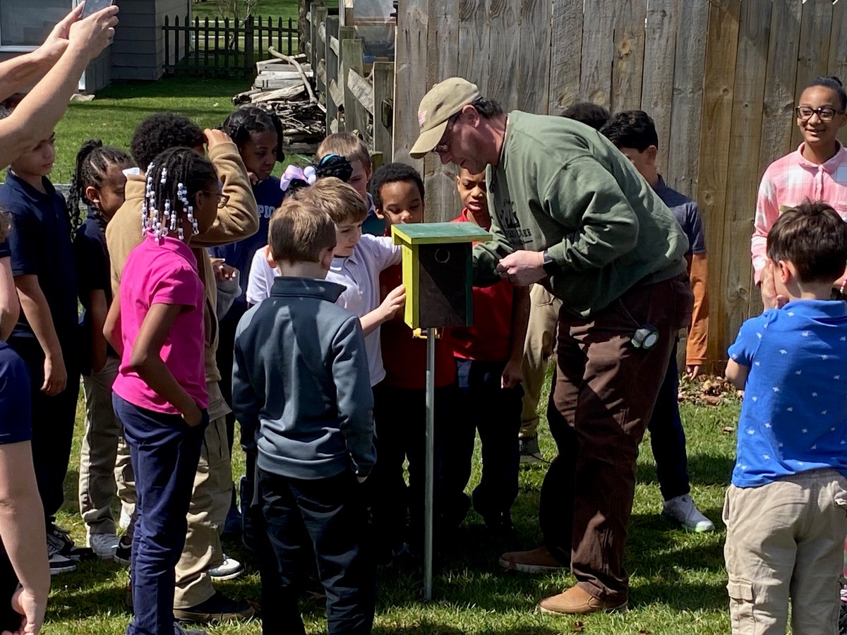 13abc's tweet photo. Hawkins STEMM Academy students created bird houses with the help of Inspired Lumber Workshop. They installed 12 of them in the prairie area behind the school to create more nesting opportunities to help the bluebird population. https://t.co/Bp8g3kPrqE