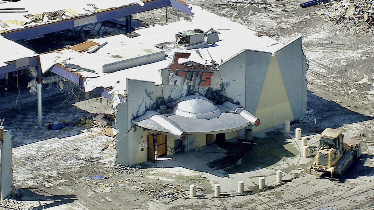 The famous fry’s in burbank is being torn down … I am waiting for the spaceship 🚀 to take off