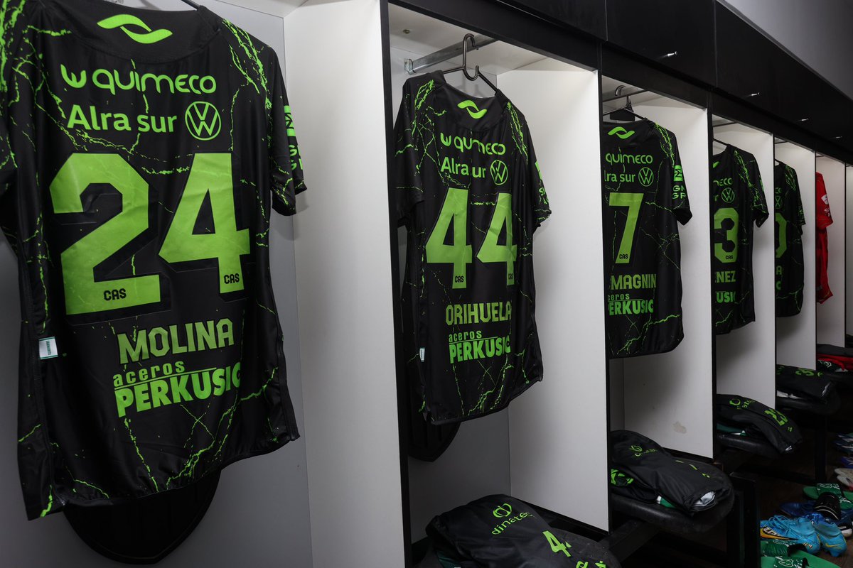 Copa_Argentina's tweet photo. ✅ ¡Vestuario del Verde listo!

💚 @CASarmientoOf 

#CopaArgentinaAXIONenergy 🏆🇦🇷

#NuestraCopa 🙌 https://t.co/aeMTWIDRI5