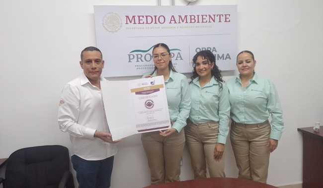 PROFEPA_Mx's tweet photo. 🟩 El pasado 26 de marzo, la Profepa en Colima entregó cinco certificados de calidad ambiental a cinco instalaciones del Laboratorio Preciado Montes, cuya actividad principal es la realización de análisis clínicos. 
📜 🧾
Las instalaciones de este Corporativo que recibieron los reconocimientos ambientales ingresaron al #ProgramaNacionalDeAuditoríaAmbiental (PNAA) en 2011, y recibieron por primera ocasión los Certificados de Calidad Ambiental en 2012, y desde ese año se han mantenido en dicho programa de manera ininterrumpida, demostrando con ello el compromiso ambiental.
@SEMARNAT_mx 
👉 https://t.co/g3ecf2YDqI