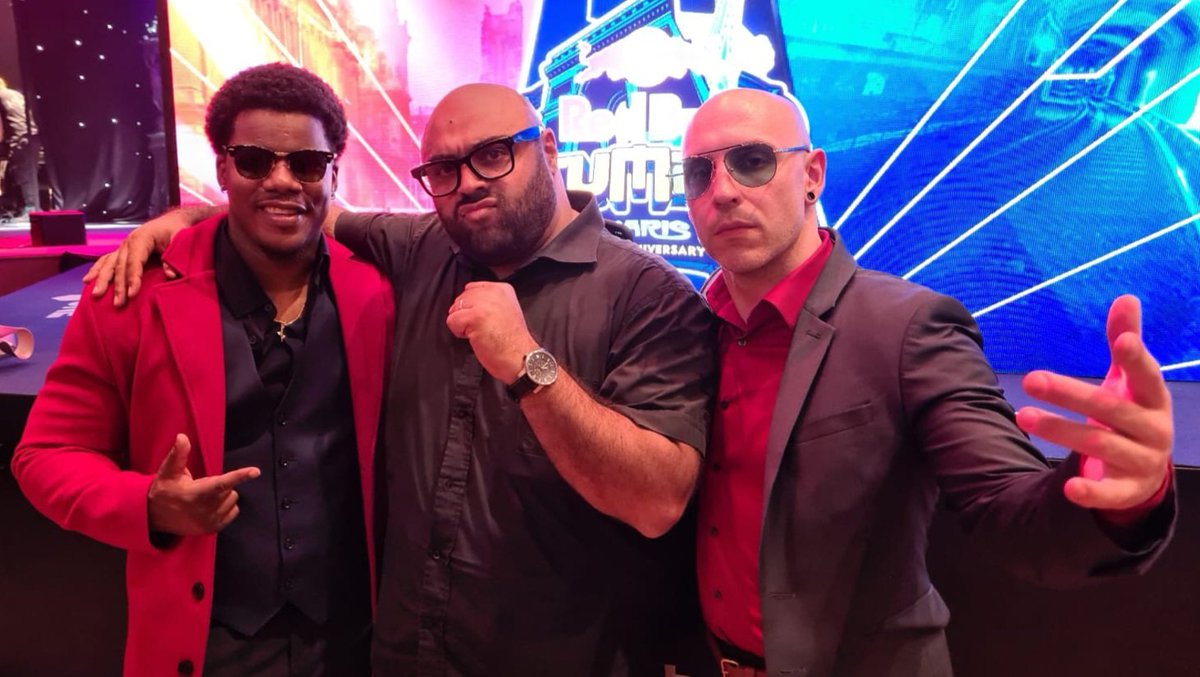 TKOTheDestroyer's tweet photo. I wanna give big shoutouts to my buddies @RobTeeVee and @thisislijoe for their energy. This show wouldnt have been the same without you guys !
😎
#ActorsStudio #Oscars 😁
And the beautiful @KatsReckless for your kindness ❤️ https://t.co/UOXODNDzKu