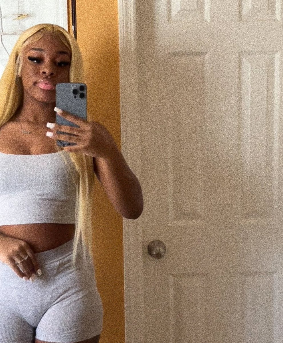 ihearttk5's tweet photo. blonde don’t owe me nothingggg😍😍😍 https://t.co/9FpOw2BXU4