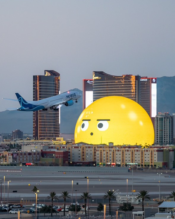 AirNavRadar's tweet photo. Jets, lights, and the Sphere.

Only in Vegas does aviation come with this kind of show. 🛬🎰🌐

📷 @life.on.the.ramp / @flynorse 

Track live flights at https://t.co/q1v62IvRmu

#AvGeek #LasVegas #TheSphere 
#PlaneSpotting #AviationLovers