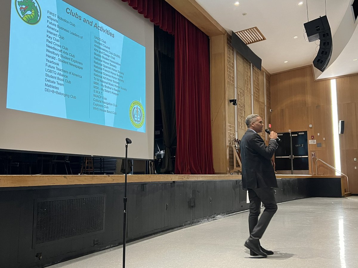 The leadership team of <a href="/WestburyWHS/">Westbury High School</a> welcomes the families and incoming 9th grade scholars during a family orientation. <a href="/onewestbury/">Westbury Union Free School District</a> <a href="/TahiraDChase/">Dr. Tahira D Chase</a> <a href="/bgallivanWORLD/">Brendan Gallivan</a> <a href="/RogerBloomEdD/">Roger Bloom, Ed.D.</a> <a href="/DirectorofGuid1/">Deadra Faulkner</a> <a href="/DSZimbler/">David Zimbler</a> #OneWestbury #WestburyEmpowers #HereForKids #ClassOf2029