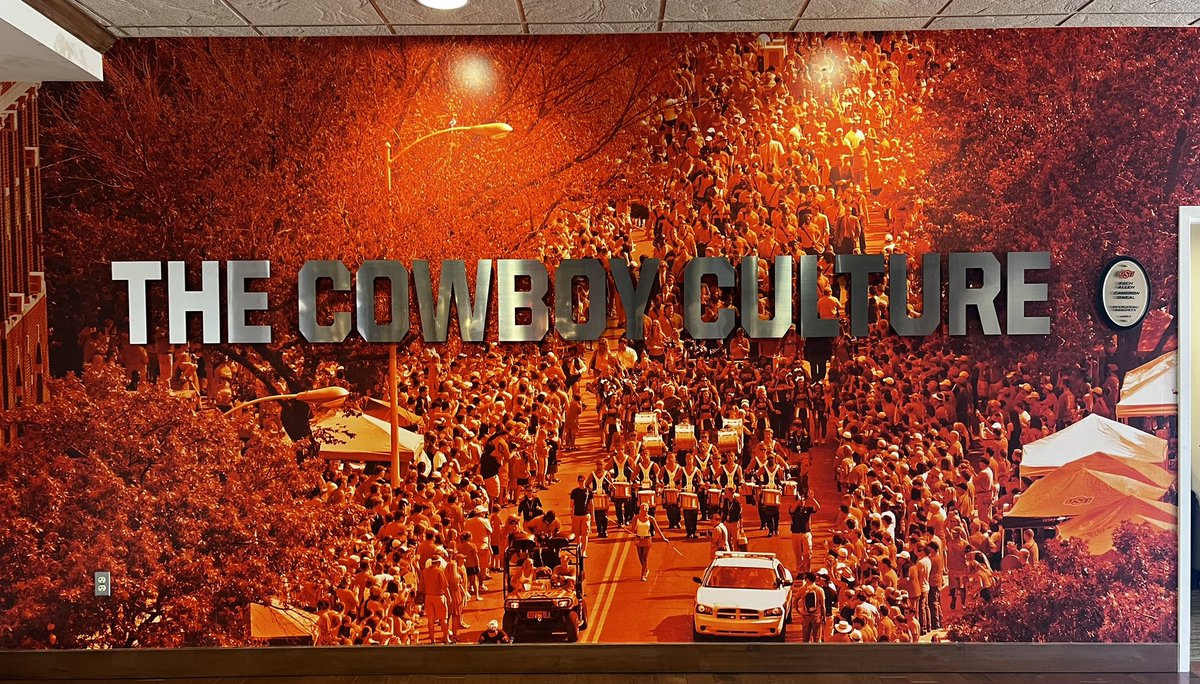 WesterbergGavin's tweet image. Incredible visit at @CowboyFB Spring practice. Thank you @david6glidden and all the coaches for the experience and hospitality. Can’t wait to be back!
#GoPokes #CowboyCulture
@doug_meacham @CoachGundy @KWright_7 @CoachJG_
@Football_TMHS @CoachJDCary @jarrettbailey12…
