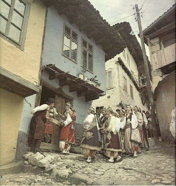 Eroll B. tweet media