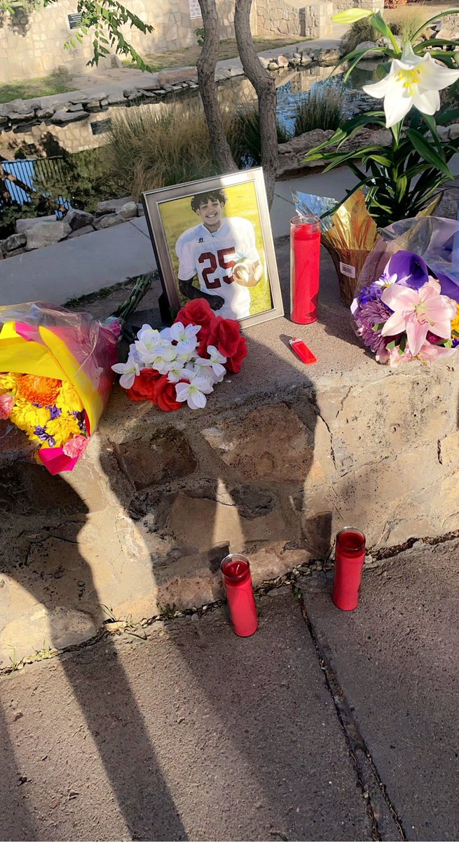 AbeyToscano2's tweet photo. Almost 3 years without you buddy❤️‍🩹 
You would’ve killed me if you seen me post this video😂 everyone misses you brother, forever keeping your name alive. I love you 25🤞🏽🤍 https://t.co/peVpPVv1iZ
