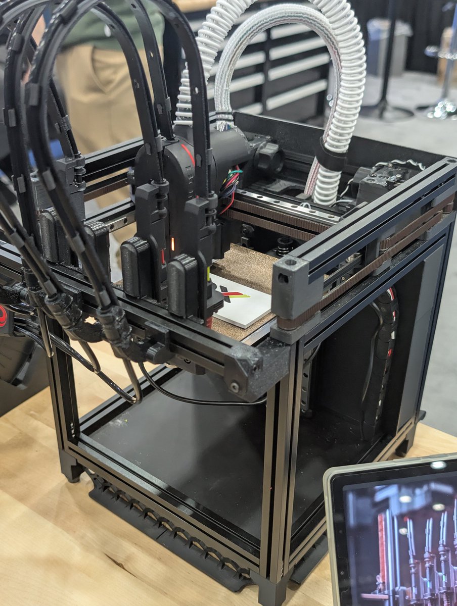 TechJeeper's tweet image. The @BondtechAB INDX on a v0 was probably the coolest thing I saw at #RAPIDTCT2025