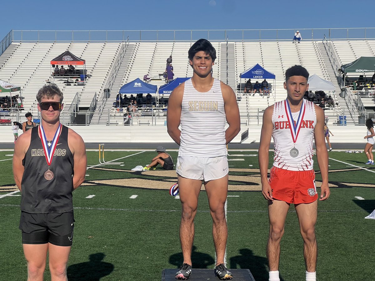 SeguinTrackandField (@seguinhstrack) on Twitter photo Congratulations to our Boys 100m Region Qualifier
Ocean Moreno - Area Champion
Elliot Weaver - 4th
<a href="/SeguinAthletics/">Seguin ISD Athletics</a> <a href="/SeguinHSTx/">Seguin High School</a> <a href="/SeguinISD/">Seguin ISD</a> Congratulations to our Boys 100m Region Qualifier
Ocean Moreno - Area Champion
Elliot Weaver - 4th
<a href="/SeguinAthletics/">Seguin ISD Athletics</a> <a href="/SeguinHSTx/">Seguin High School</a> <a href="/SeguinISD/">Seguin ISD</a>