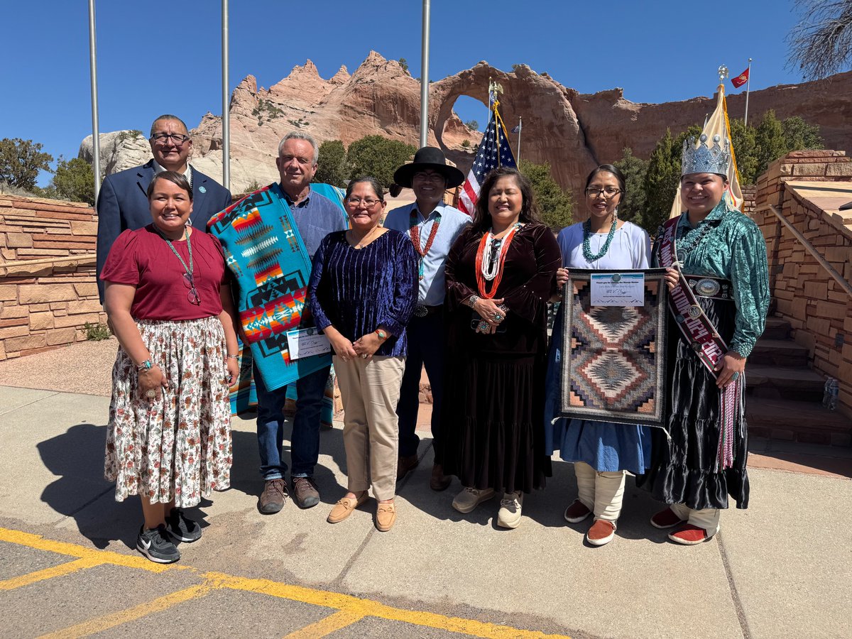 SecKennedy's tweet photo. Today I had the pleasure to visit Navajo Nation in Window Rock, Arizona. I joined Navajo Nation President Buu Nygren and members of the Navajo Nation Council for a hike, followed by a traditional blessing and a performance of the Diné Tah Dancers.

We discussed Navajo Nation’s efforts to promote health and wellness within their community and how HHS can support these goals. My administration remains committed to making Indian Country a top priority.