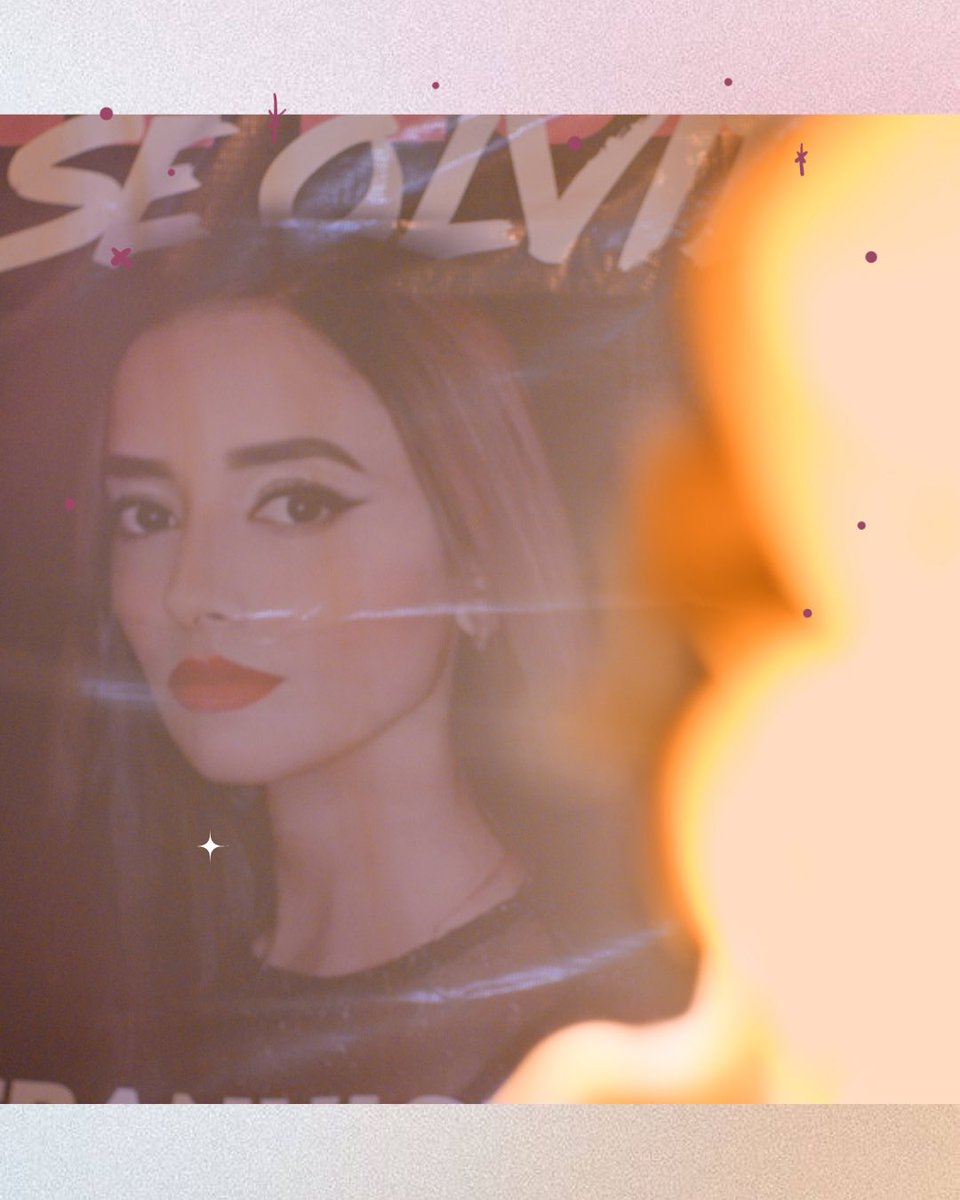 Detective tweet media