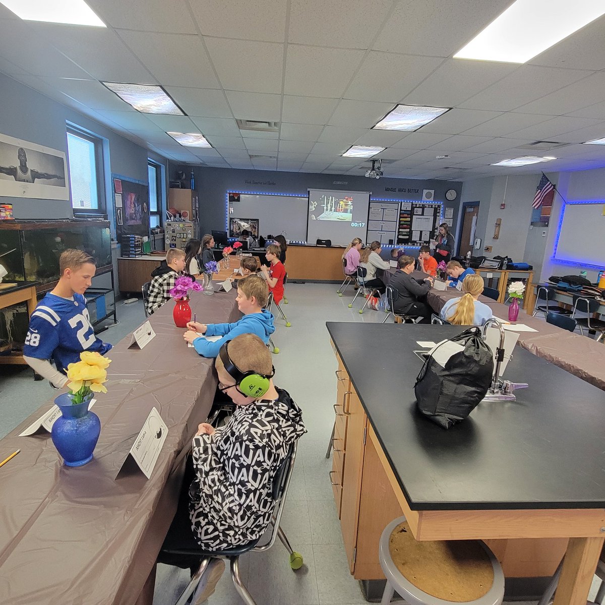 EHMS Shaw Science tweet media