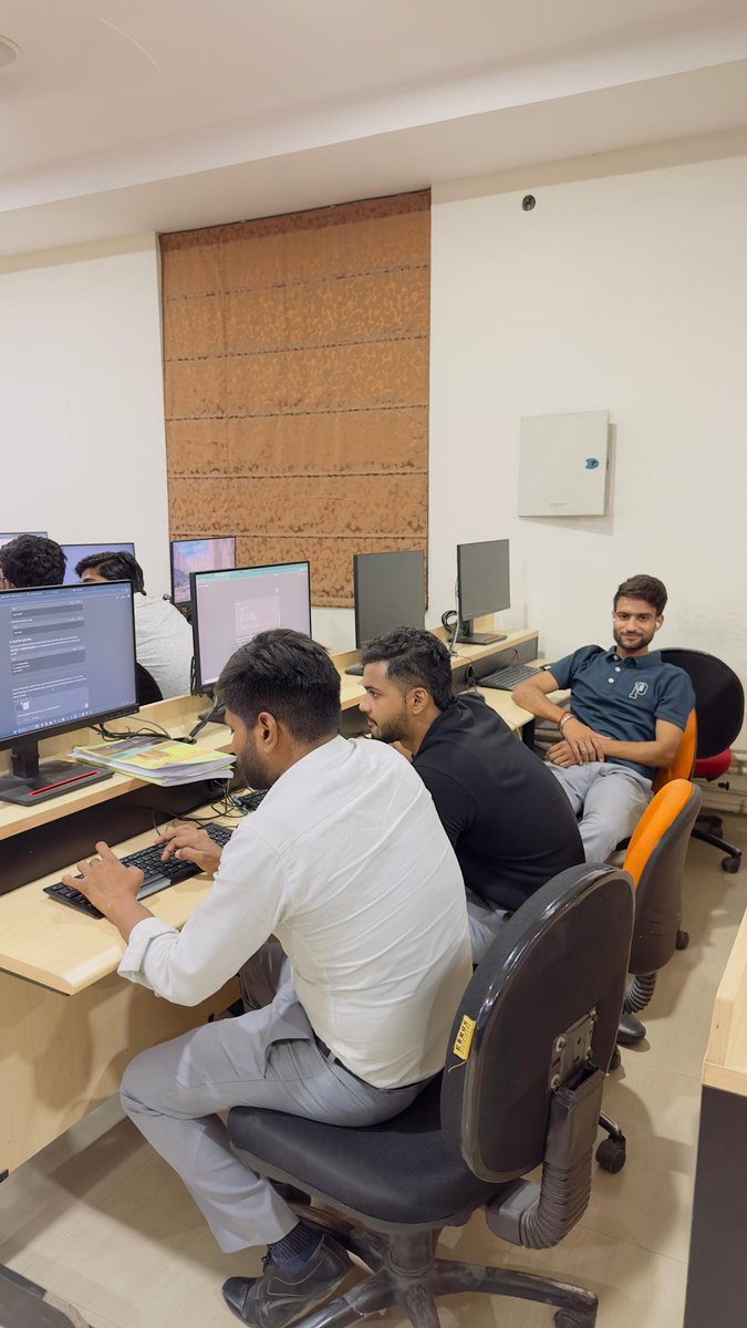 smsvaranasi's tweet image. 17 Hours Completed in TECH MARATHON-11!

The brain’s tired, but the spirit’s on fire. 

One step closer to that 24-hour finish line — let&apos;s keep the momentum alive! 

#TechMarathon11 #17HoursStrong #CodeGrind #AlmostThere #TechSprint