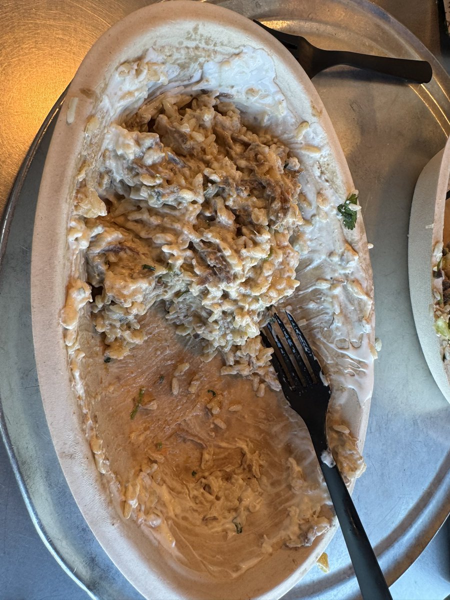 RHalloway1975's tweet photo. Buddy showed me Barbacoa today. Yeah this will play #expand https://t.co/WDMr1Gc8zP