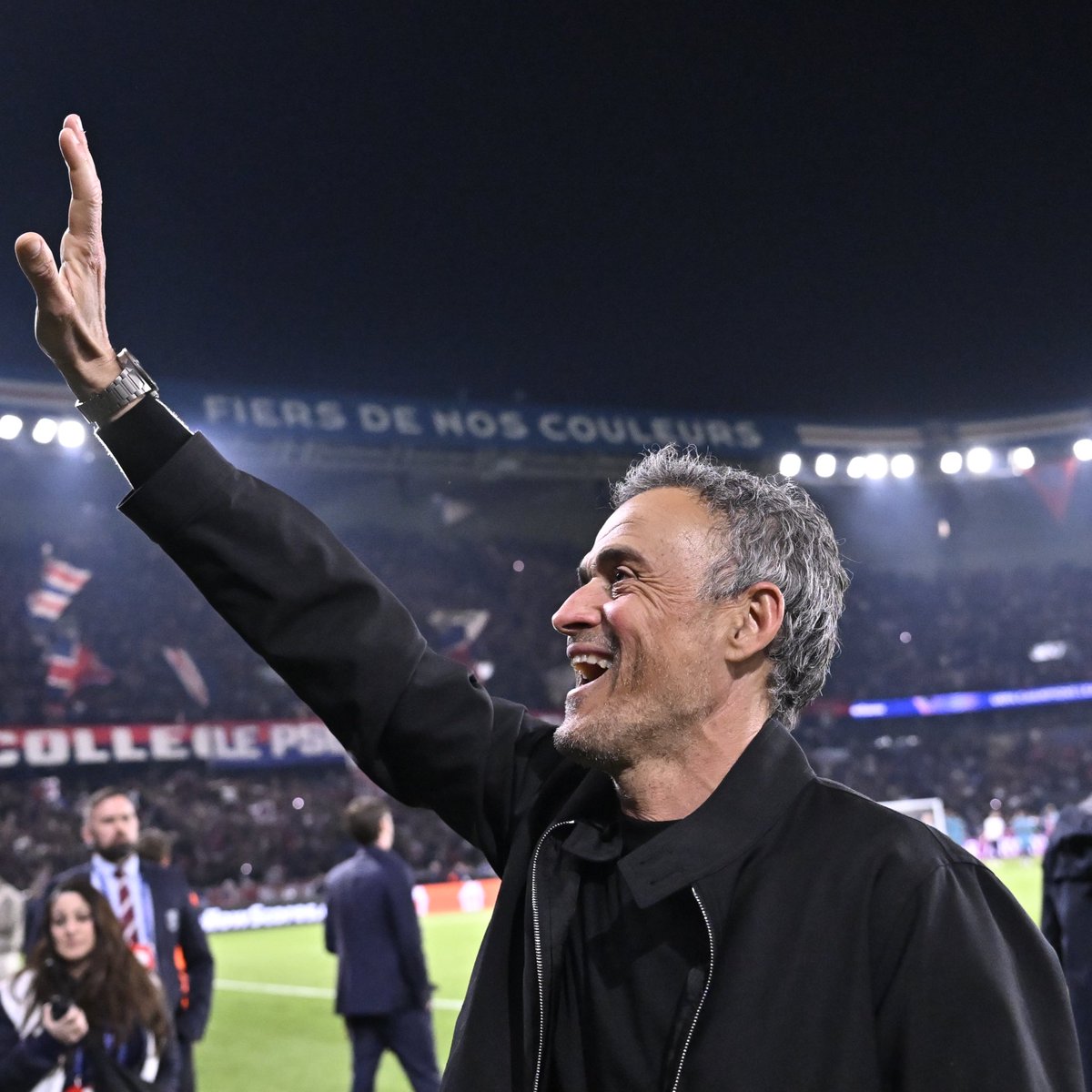 Un 100ème match sur notre banc et une nouvelle victoire pour notre coach ! ❤️💙

#PSGAVFC | <a href="/ChampionsLeague/">UEFA Champions League</a>