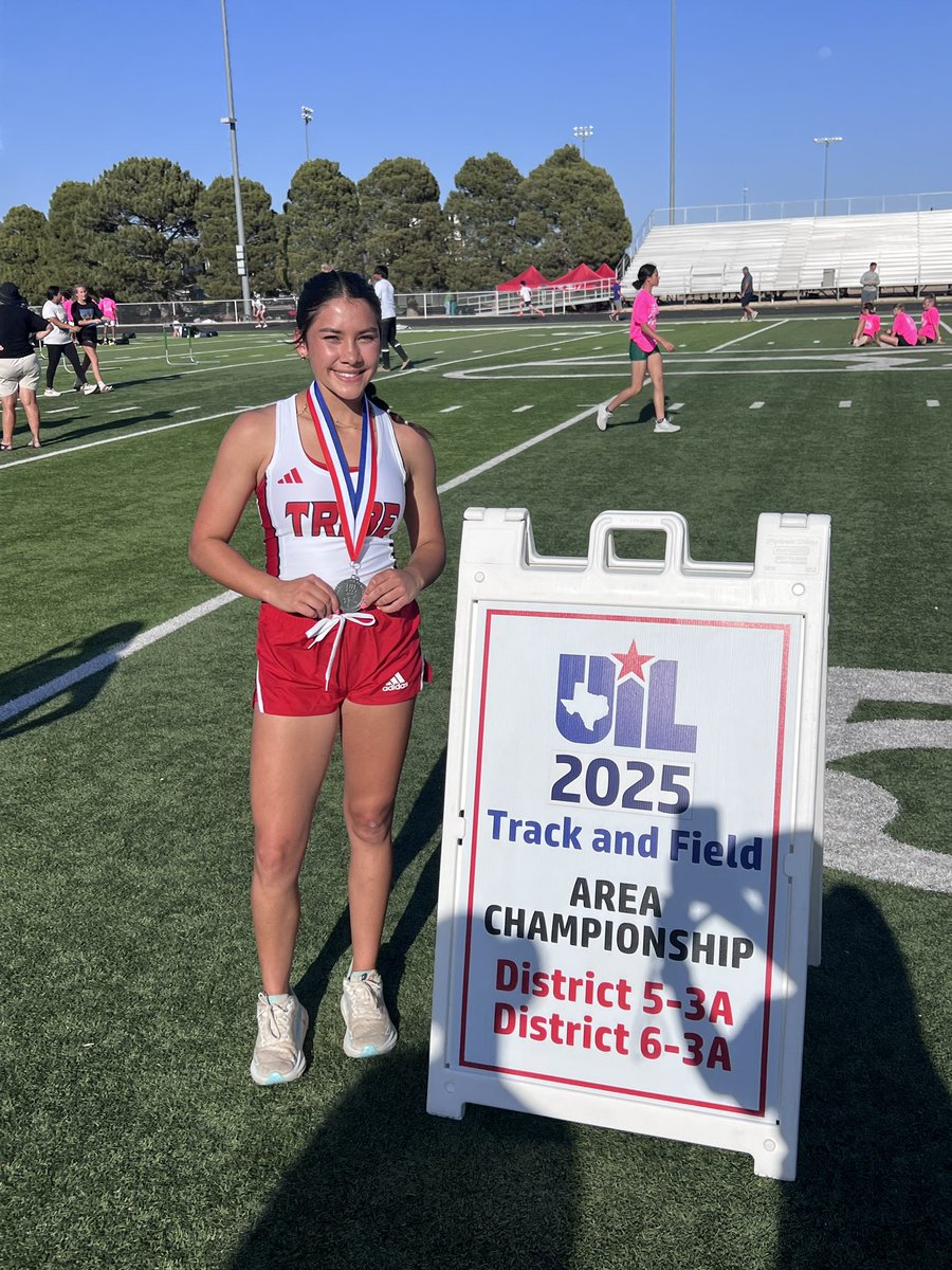 jimned_xctf's tweet photo. Congratulations to C. Moreno (2nd) on qualifying for the Regional meet in the 100m hurdles! https://t.co/65m7v1yGON