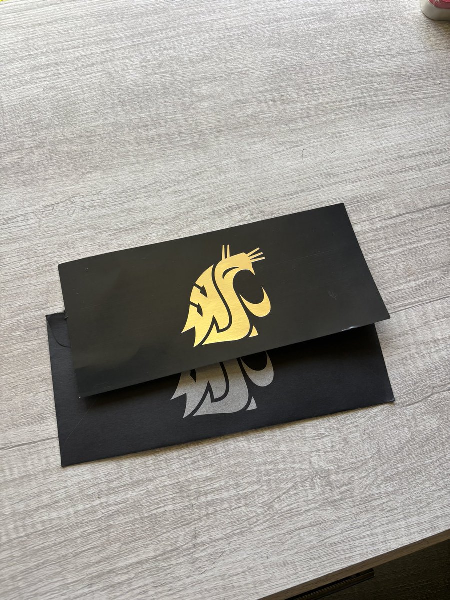 Appreciate the mail <a href="/WSUCougarFB/">Washington State Football</a>
Excited for what’s to come next!!
#Wazzu