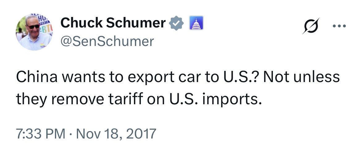 vancemurphy's tweet photo. @SenSchumer This you? https://t.co/49H4MnbNQi