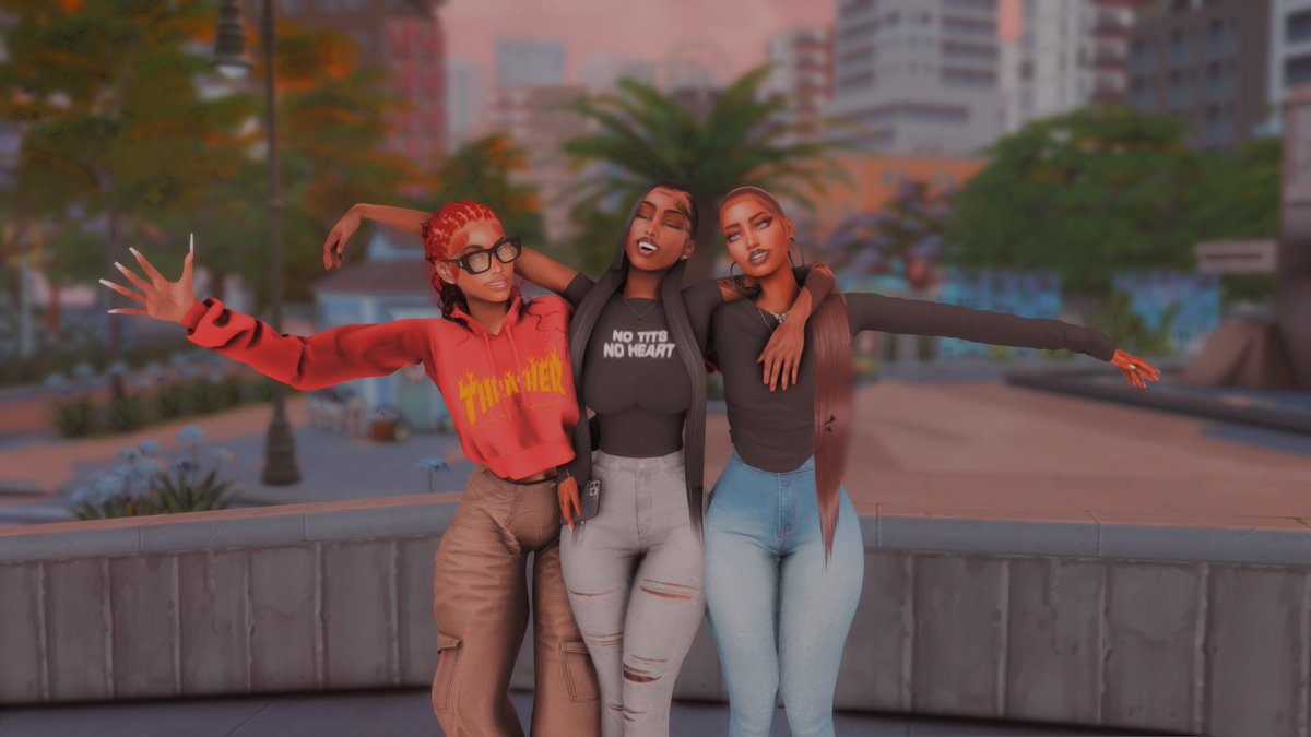 virgosimluva97's tweet photo. The Gang 🤗🥰 Now that they cousin moved to town its really about to be lit !! Big Red , Big Lexie , Julia 😍😍 #Strippas #ShowUsYourSims https://t.co/qN8RvFN9i4