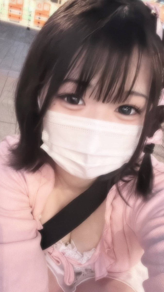 少し前まで、小学生だったりのんももうLJKになりましたദി- ̫ -)

高校生活最後全力で楽しみたいと思います🍒🩷

 #RINON #LJK
