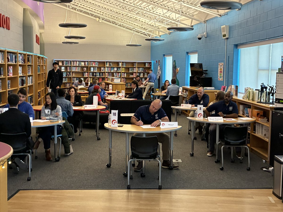 GHS seniors and second year CTE students participated in mock interviews today. Students  were interviewed by members of our business community and school leadership. Students showed up for their interviews in professional attire and with their resumes in hand! A great day!!
