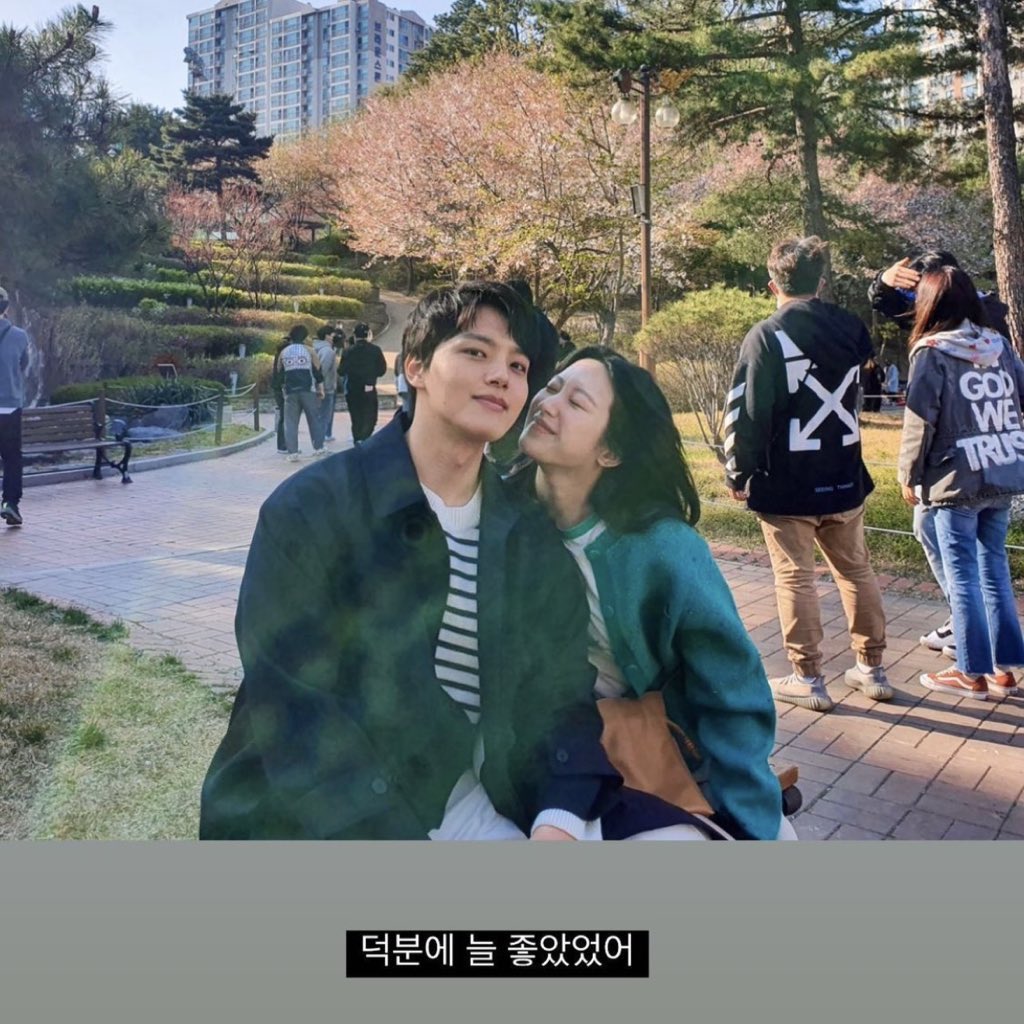 selena_imnida's tweet photo. Besties for life💛

Last pic caption… 
YJG: “Thanks to you, it was always good”

#문가영 #MunKaYoung 
#여진구 #YeoJinGoo https://t.co/E5O6HLmX3H