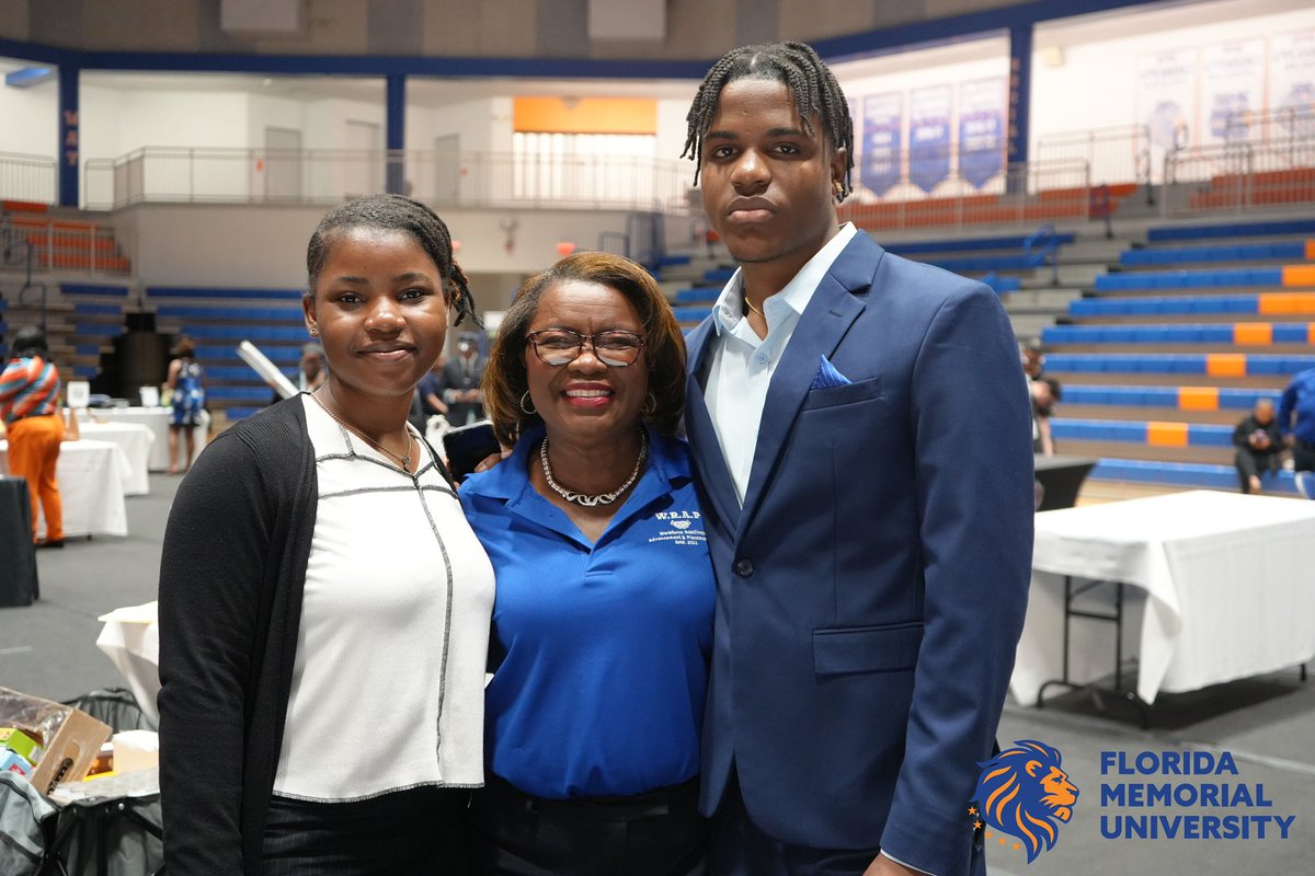 FLMemorialUniv's tweet image. FMU Spring 2025 Career Expo!
The Wellness Center was buzzing as Lions suited up and showed out, and made meaningful connections at today’s Career Expo. From top companies to grad schools, this is where futures are being built in real time.