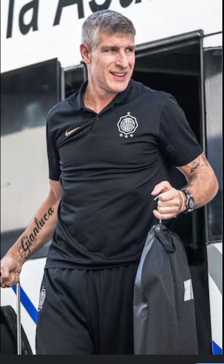 🚨URGENTE 
El ahora ExDt de Olimpia Martín Palermo  ha sido desvinculado después del Partido contra Vélez 
Coto Nogues está desaparecido