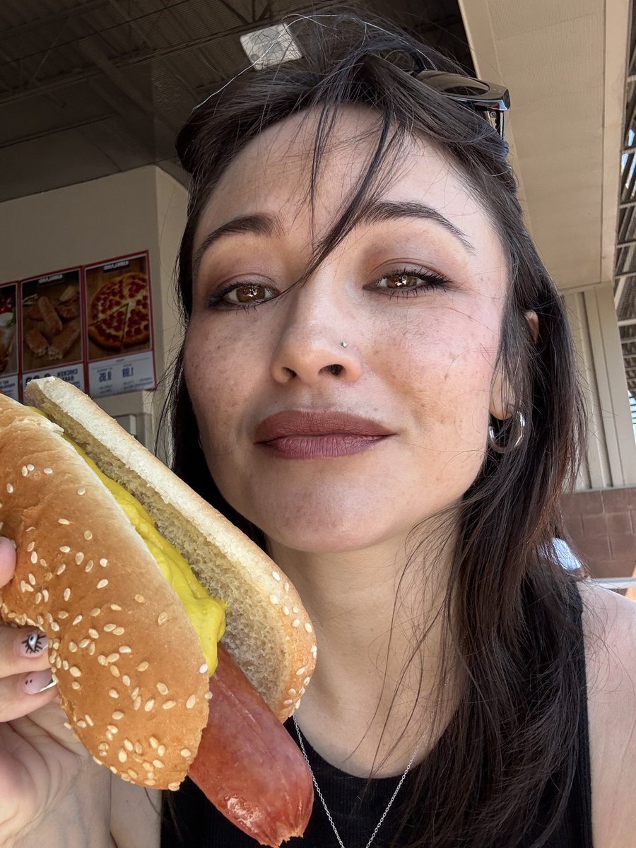 jess 🌙🎋 tweet media