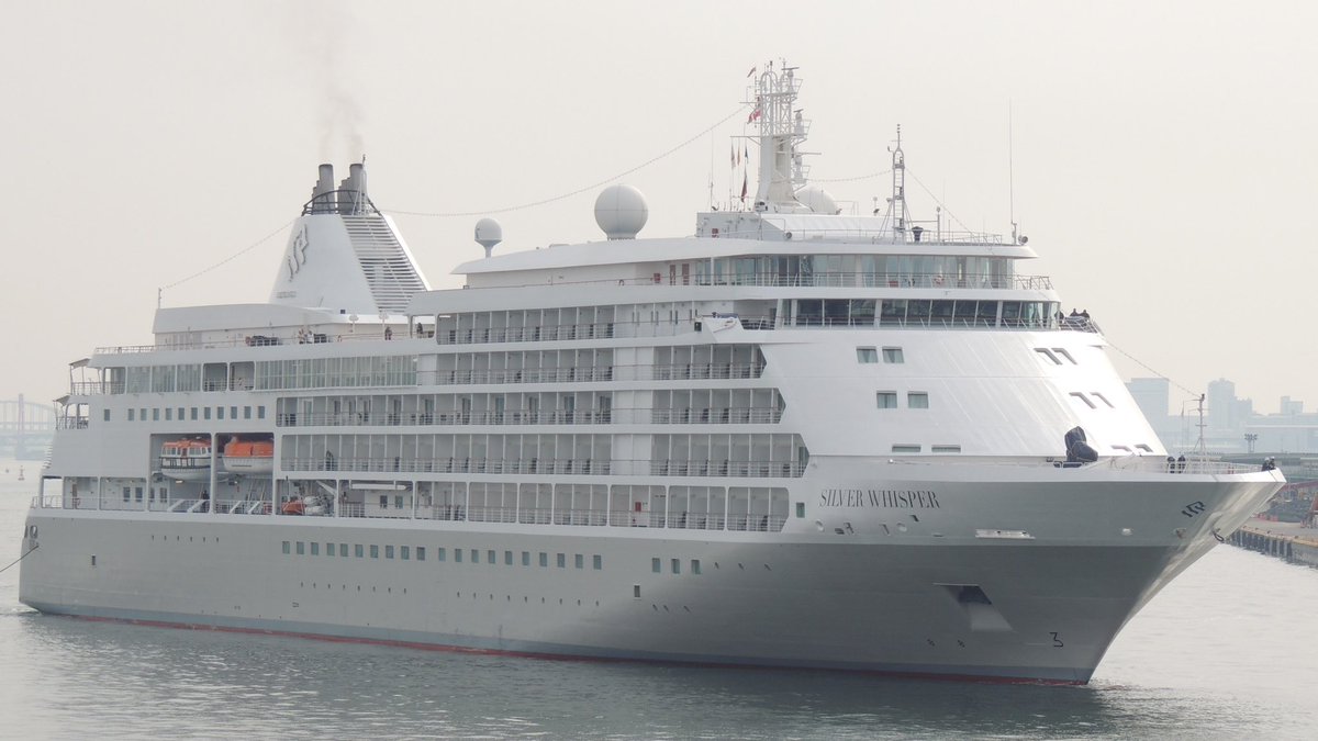 Chiyoda_0404's tweet image. SILVER WHISPER
(2025.4.8)

#神戸港　#SILVERWHISPER
#クルーズ船　#シルバーウィスパー