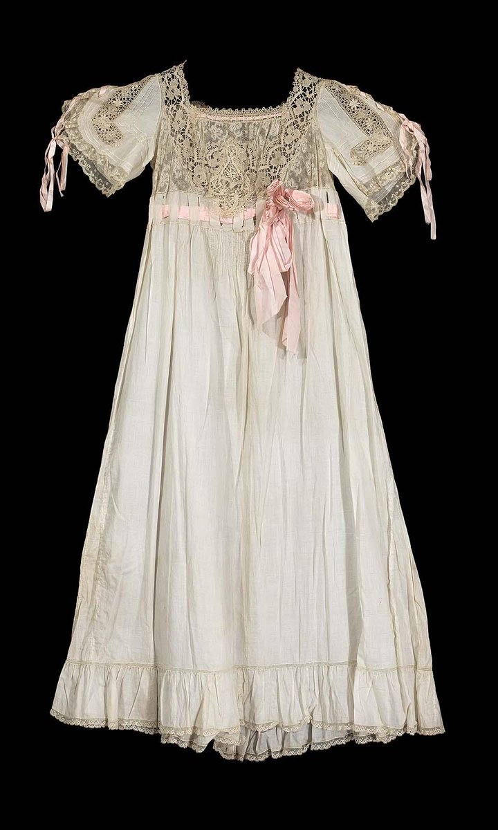 Nightgown, 1900. France. Cotton linen. Museum of Fine Arts, Boston.