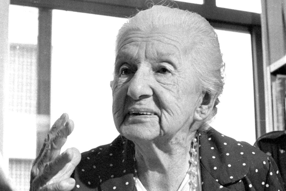 jornal_opopular's tweet photo. Cora Coralina: a poesia que atravessou o tempo
📲 Leia agora em O Popular: https://t.co/udWoKDlw7O
#LeiaAgora #OPopular #Cultura #CoraCoralina https://t.co/sGu2Bbimdi