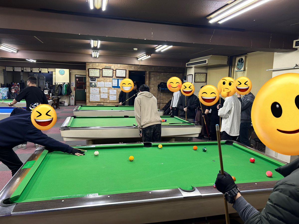 BreakandScratch's tweet photo. おはようございます！先日の第一回目の体験会は12人以上も来てくれて大いに盛り上がりました！初めてのビリヤードをみんなで楽しんでくれてこちらも嬉しかったです。また修士1年の人など新入生以外の人も来てくれました！これからもぜひ新入生やそれ以外の人も体験会に参加してみてください！ https://t.co/qSCMV4xkQJ