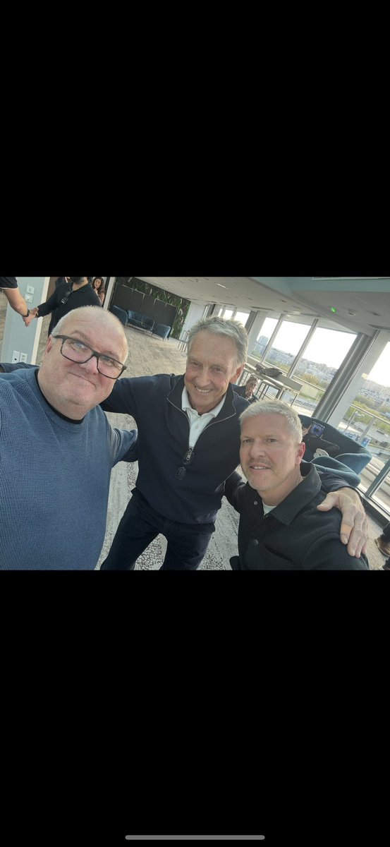 JamieRyder38's tweet photo. Shame about the last minute 3rd goal but great few days away in Paris. On to next Tuesday. UTV🙏🏼⚽️ https://t.co/SMBl6t2oWH