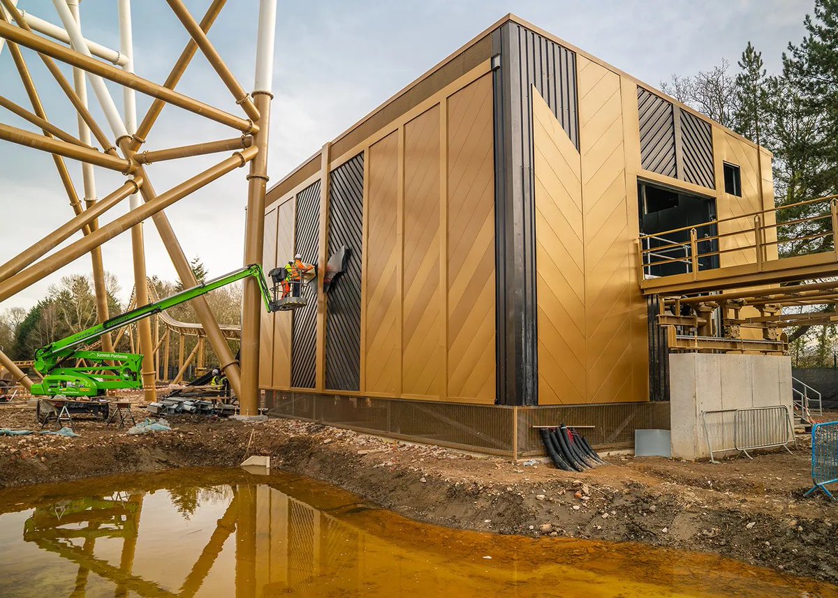 It’s no longer a rumor. It’s not speculation. It’s official. “Hyperia” is the GREATEST themed ride in the world. This is the GOLD standard for theme park haunts. I spoke with over 10 people who legit cried of happiness from experiencing it.