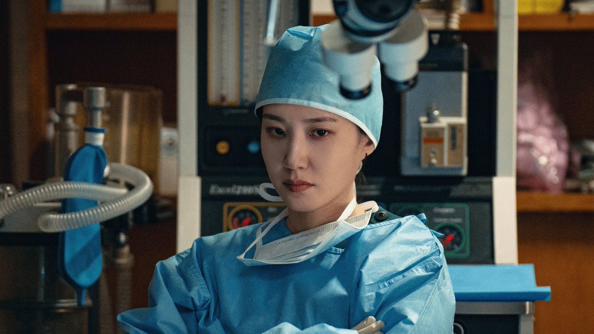taebinintl's tweet photo. As always, another brilliant performance from our fave Park Eun-bin! Thank you for giving us Seok! 👏

#하이퍼나이프 #Hyperknife
#박은빈 #ParkEunBin #朴恩斌  #パクウンビン https://t.co/20sDAD9LvG