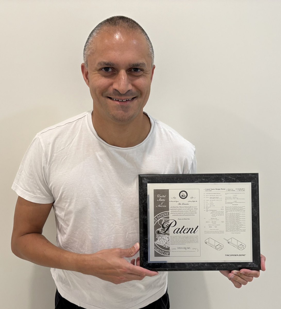 Tricorder .Zero™ just received its 2nd issued patent (more on the way)!

(Our first patent was for the world’s first *touchless* blood pressure determination.)

This one is a design patent for the exterior design of the device.

Stay tuned for more patent news!