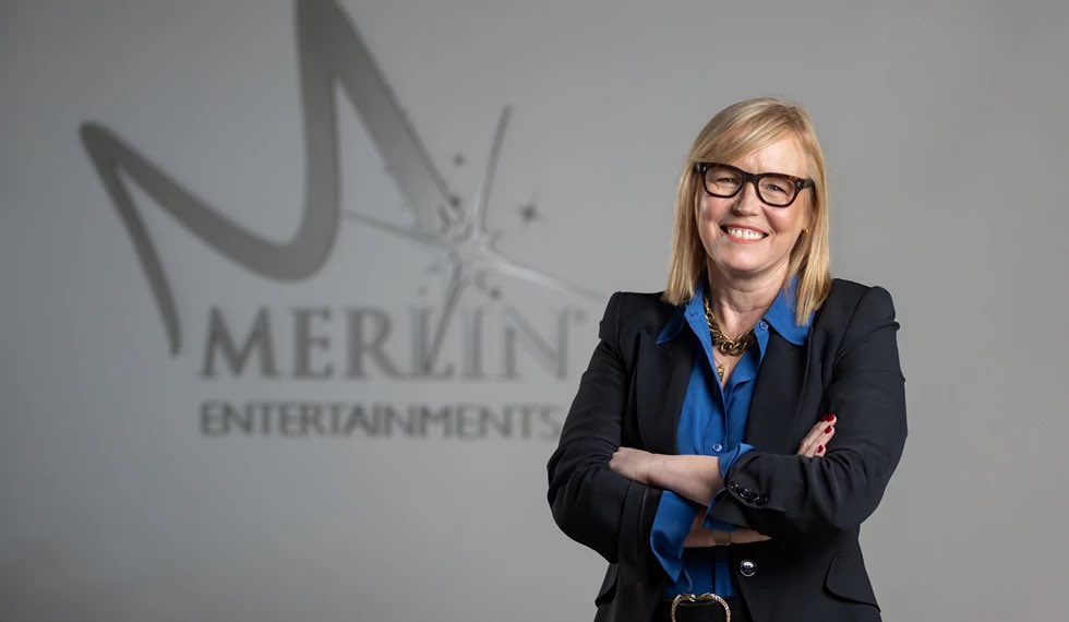 Merlin CEO Fiona Eastwood speaks out about the announcement of 'Universal Studios Great Britain': 

"Chile whatever", she exclaimed.

More: bit.ly/aBsu7hA